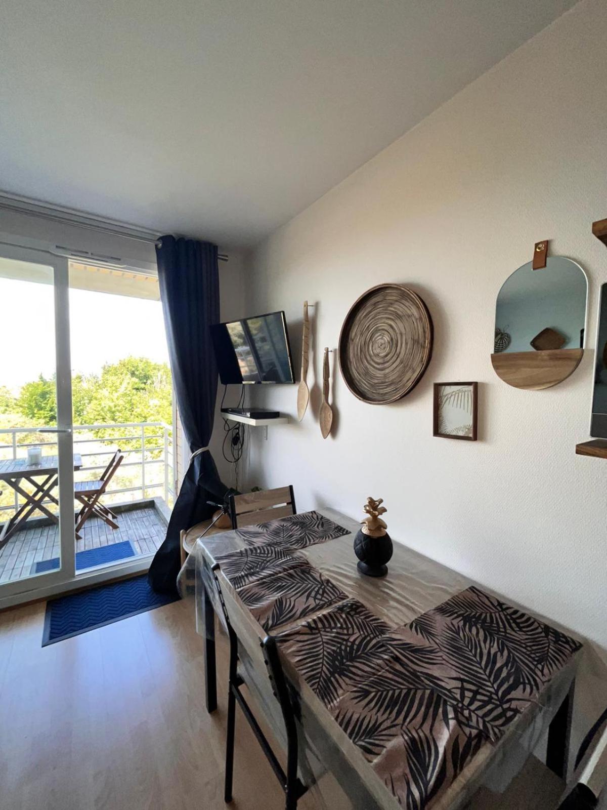 Les Pieds Dans Le Sable Apartamento Malo-les-Bains Exterior foto